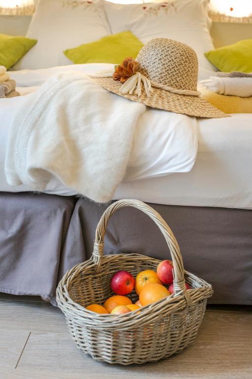 Couette Et Cafe Creme Bed and Breakfast Le Coudray Værelse billede